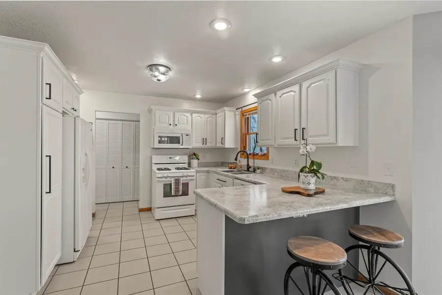 68600 Christiana Lake, Edwardsburg, MI 49112 - #3