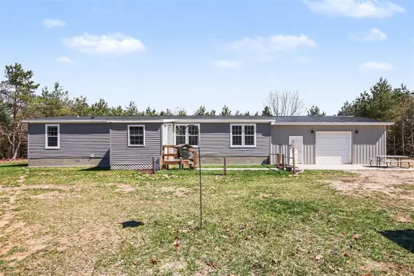 4287 North River, Newaygo, MI 49337
