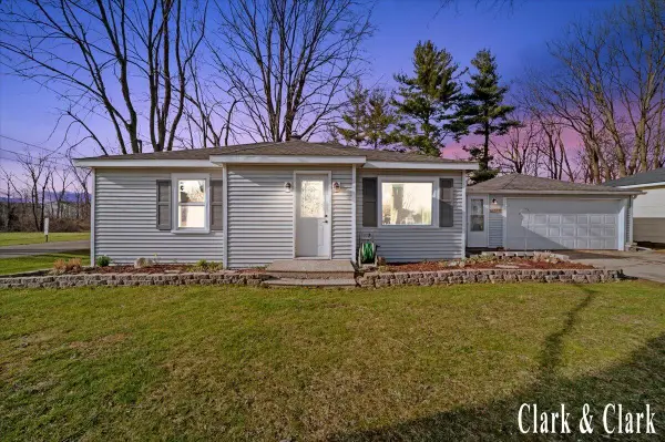 525 W Randall, Coopersville, MI 49404