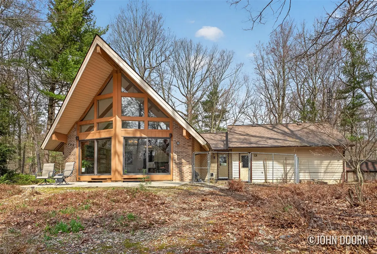 9063 Algoma, Rockford, MI 49341 - #1