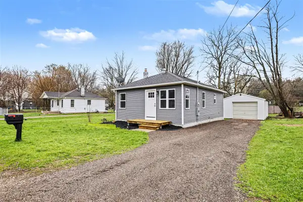 2229 Oxford, Kalamazoo, MI 49004