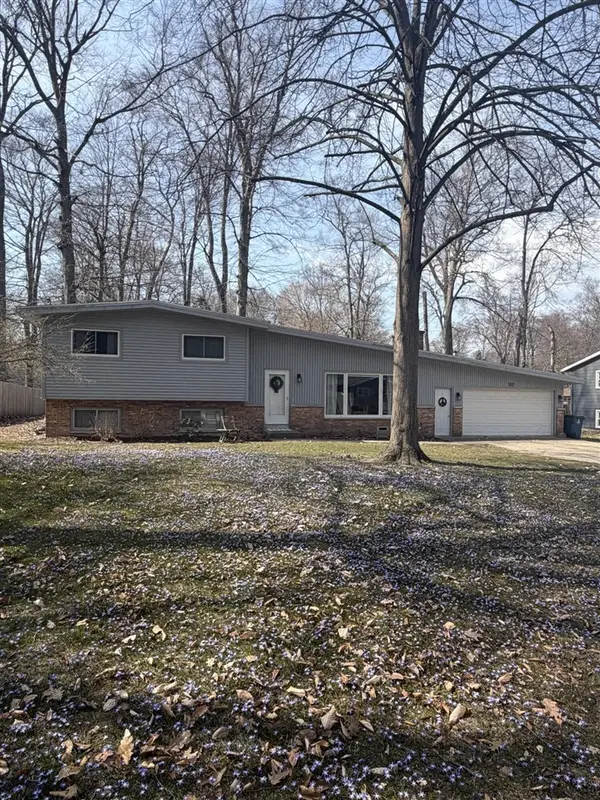 322 Roosevelt, Holland, MI 49424