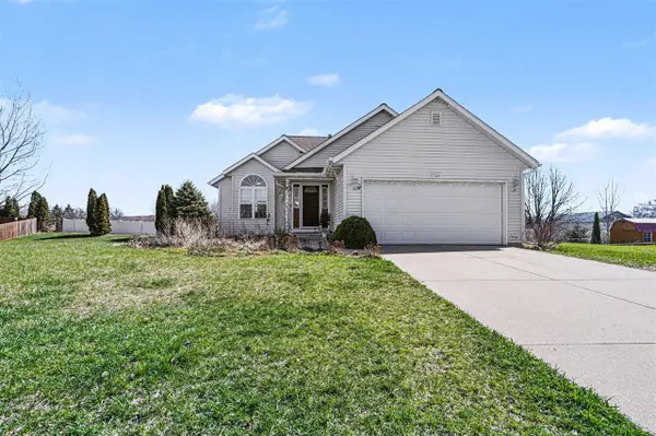 725 Wild Pond, Middleville, MI 49333