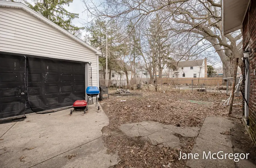 1350 Arthur, Muskegon, MI 49442 - #2