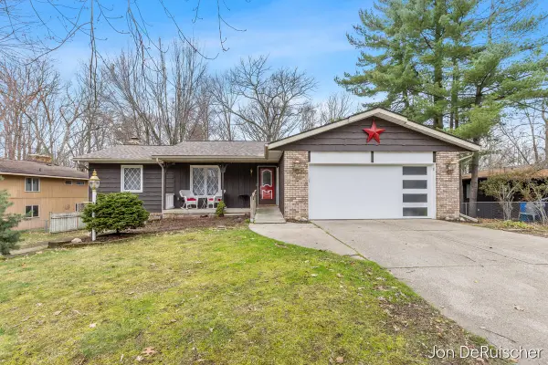 1879 Holliday, Wyoming, MI 49519