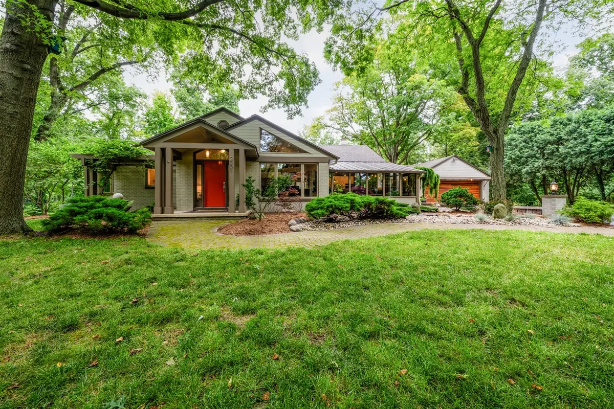 2301 S State, Saint Joseph, MI 49085 - #1