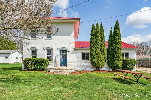 177 S Maple, Vermontville, MI 49096