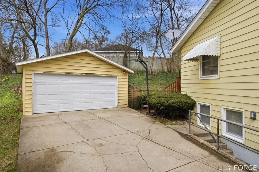 745 Barnett, Grand Rapids, MI 49503 - #3