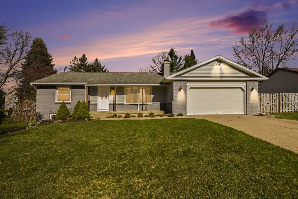 6593 Crownpointe, Byron Center, MI 49315