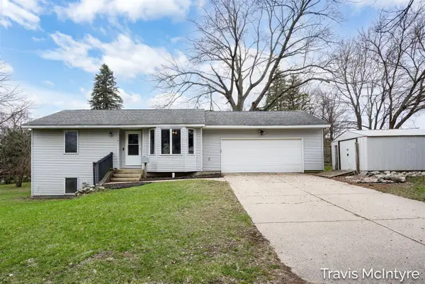 103 W Union, Greenville, MI 48838