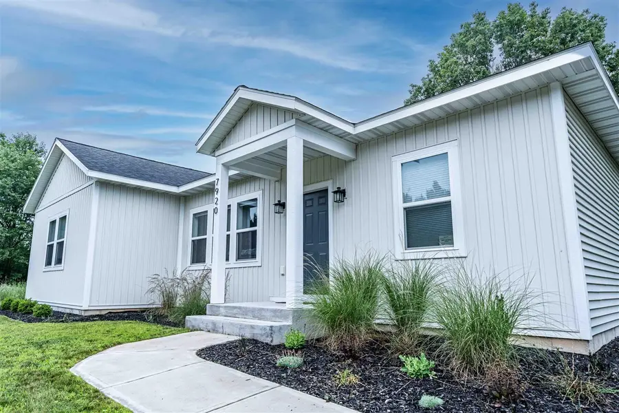 7920 W Juniper Beach, Mears, MI 49436 - #3