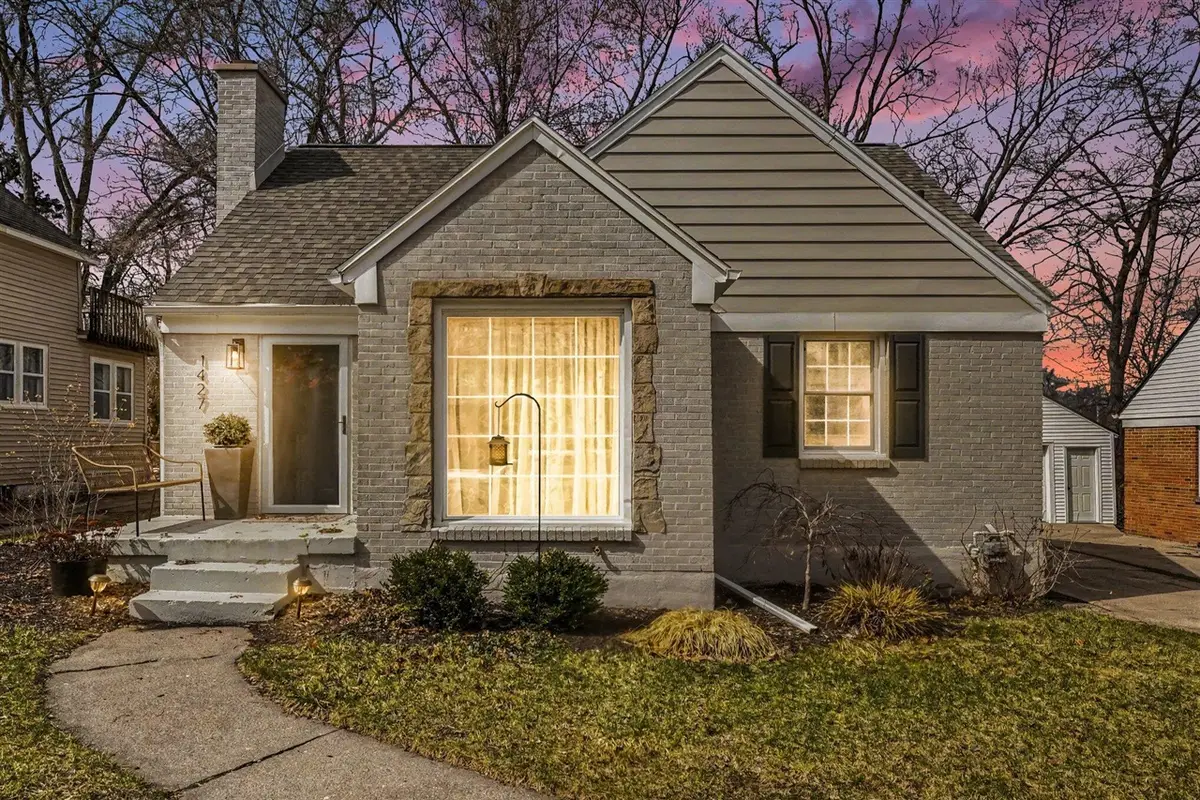 1427 Philadelphia, Grand Rapids, MI 49507 - #1