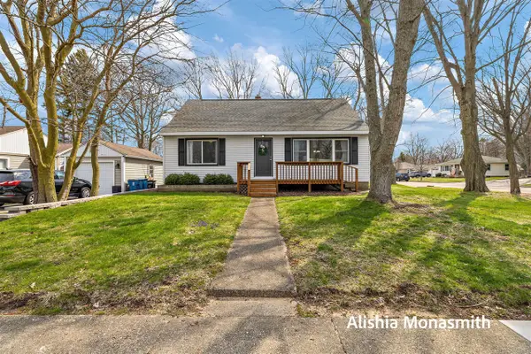 718 S Ferry, Grand Haven, MI 49417