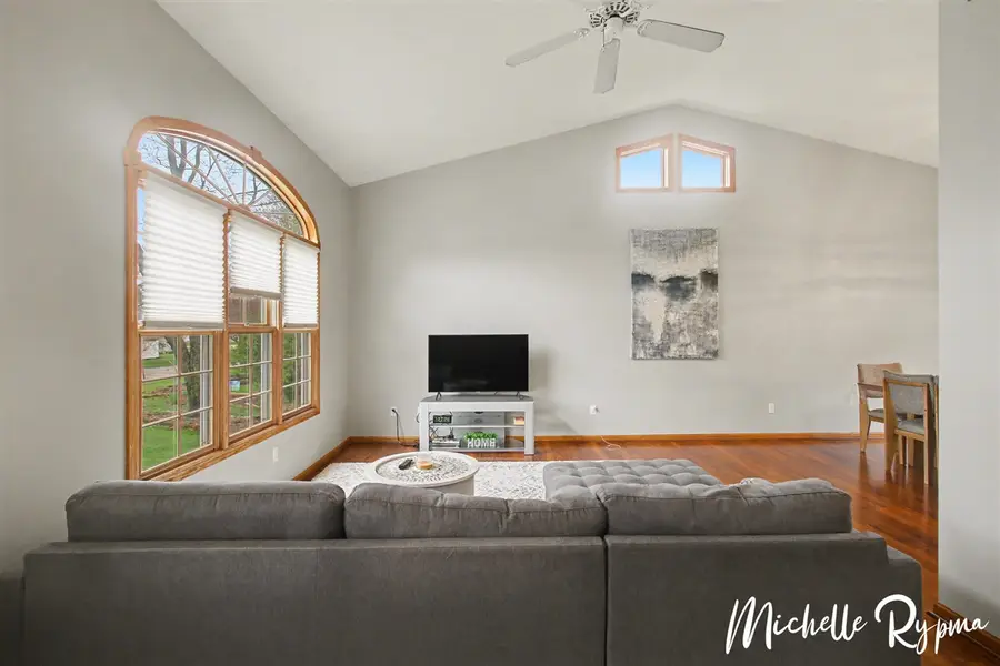 477 Pine Wood, Holland, MI 49424 - #3