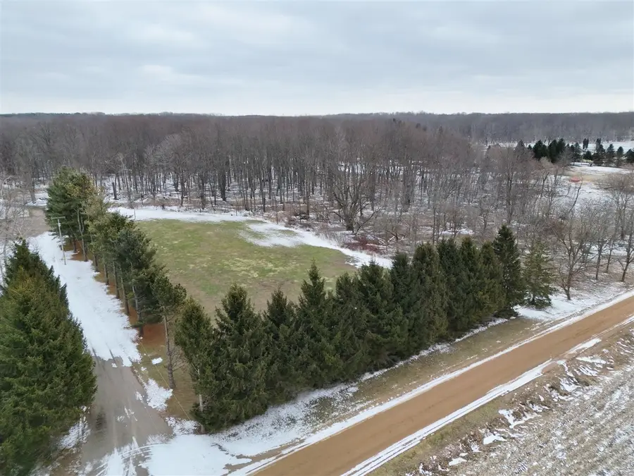 V/L S Bradley, Charlotte, MI 48813 - #2