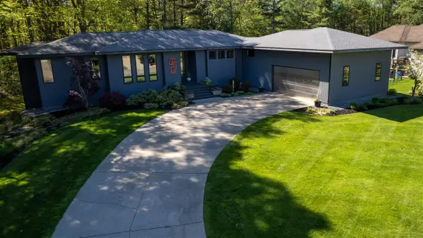 12737 Sanctuary, Grand Haven, MI 49417