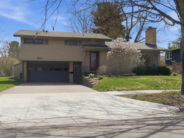 370 Wildwood, Holland, MI 49423