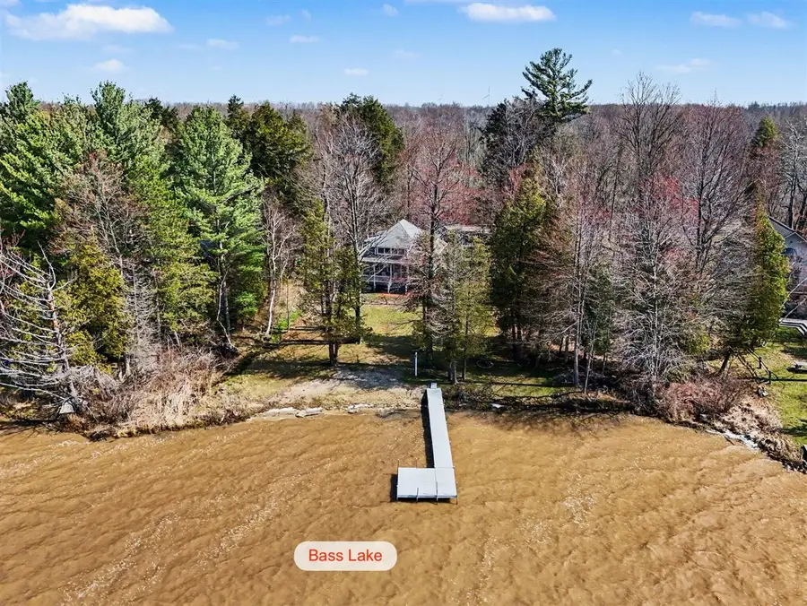 6461 S Shields, Pentwater, MI 49449 - #2
