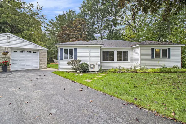 1540 Lakeshore Drive, Ludington, MI 49431