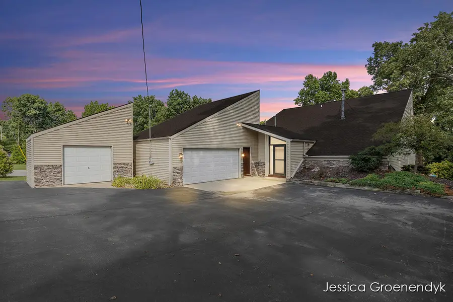 190 N Patterson, Wayland, MI 49348 - #2