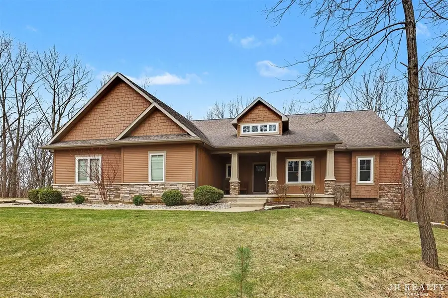2627 Oak Highland, Lowell, MI 49331 - #2