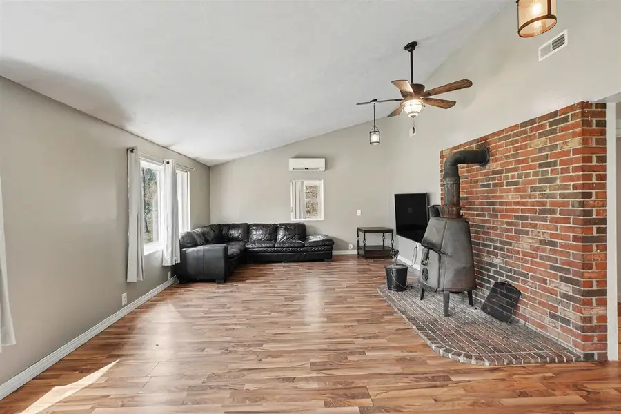 184 E Tyler, Muskegon, MI 49445 - #3