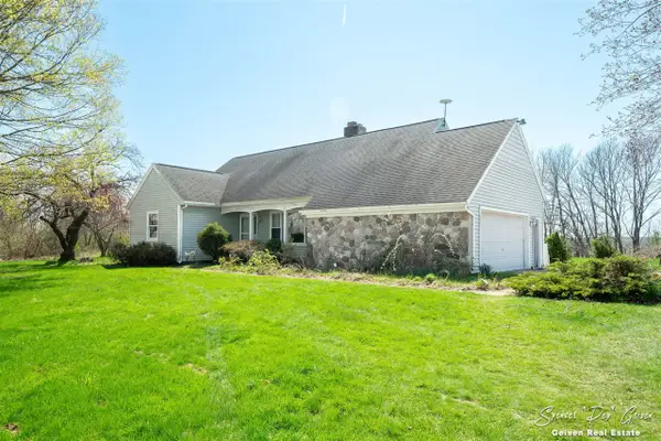 6671 Centerline, Saranac, MI 48881