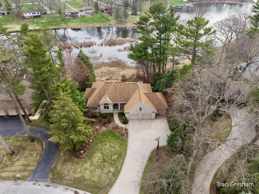15462 Oak Point, Spring Lake, MI 49456 - #2