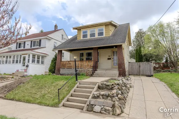 1016 Lyon, Grand Rapids, MI 49503