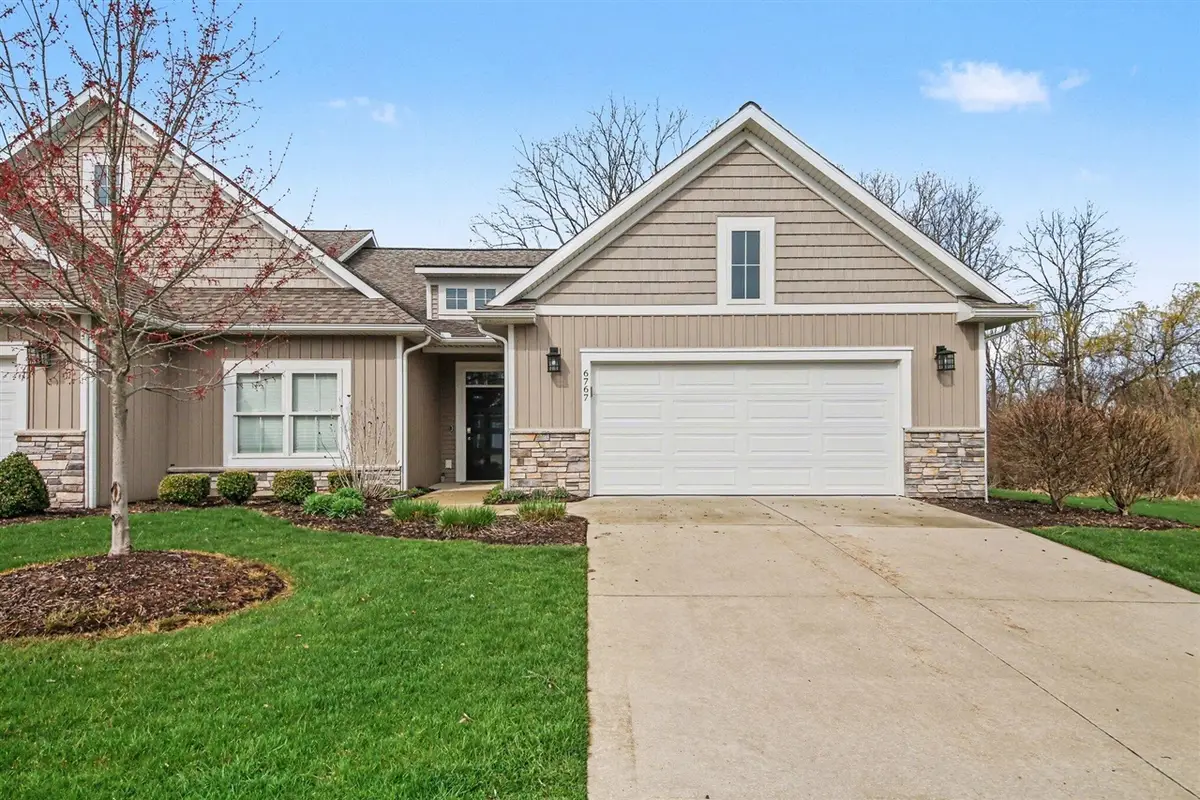 6767 Creekside View, Grand Rapids, MI 49508 - #1