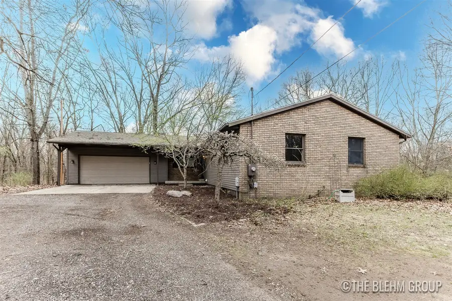 540 Auburn, Ada, MI 49301 - #2