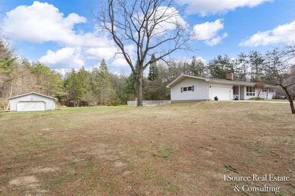 7040 Holly, West Olive, MI 49460