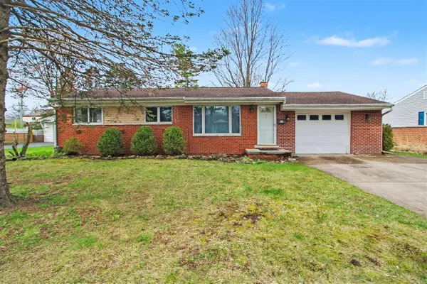 833 Lambkins, Saline, MI 48176