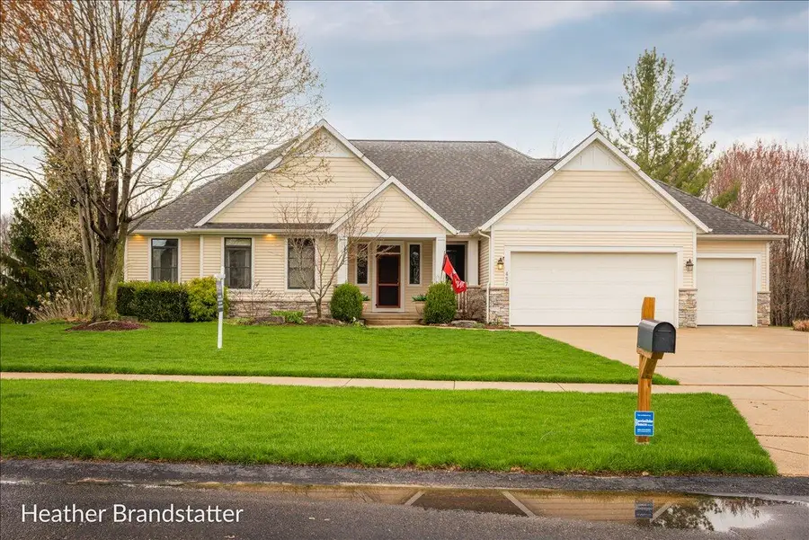 457 Village Springs, Ada, MI 49301 - #2