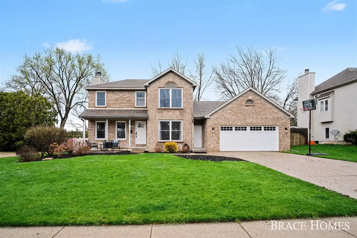 2521 Arundel, East Grand Rapids, MI 49506 - #1