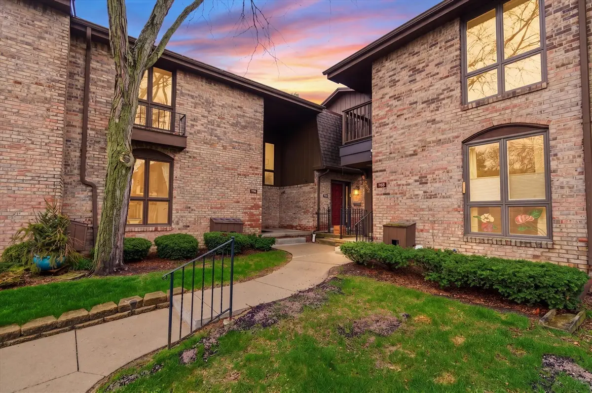 756 Greenhills, Ann Arbor, MI 48105 - #1