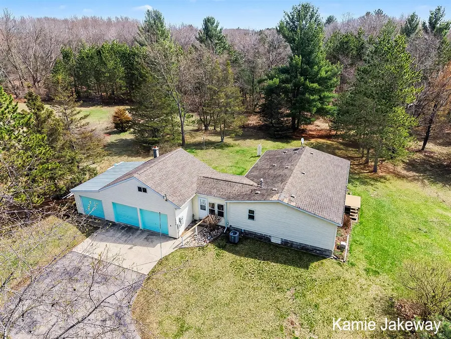 1720 W Fenwick, Fenwick, MI 48834 - #3