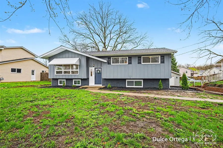 3042 Perry, Wyoming, MI 49519 - #2