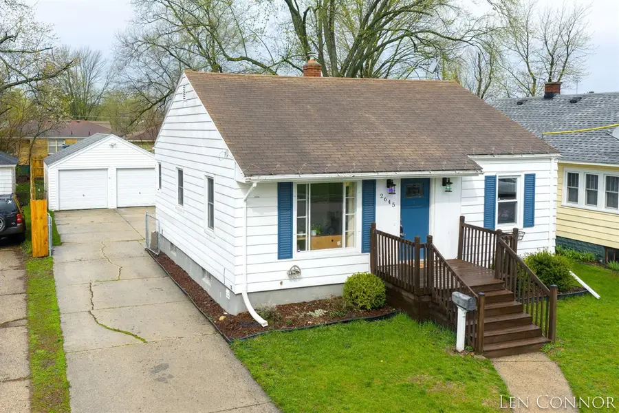 2645 Avon, Wyoming, MI 49519 - #2