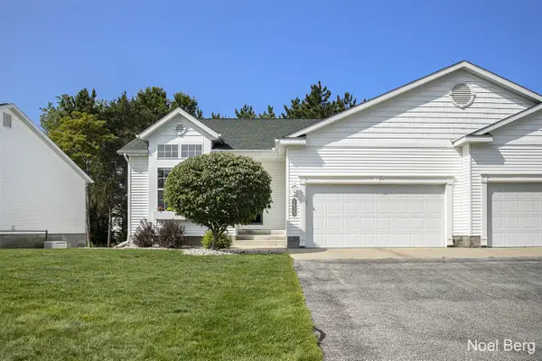 5633 Copper Sands Run, Fruitport, MI 49415