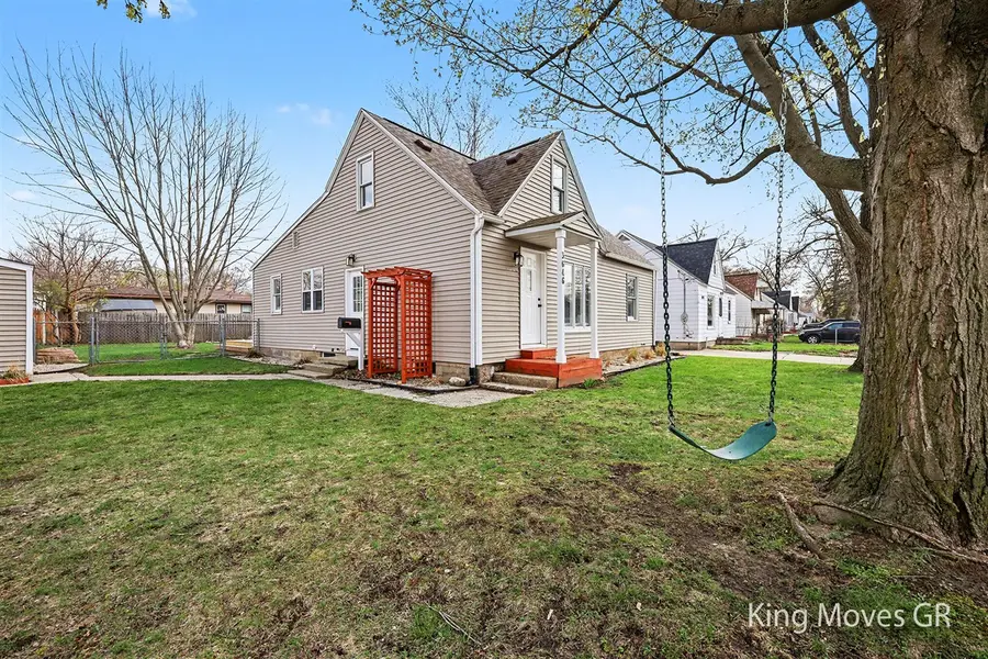 3646 Milan, Wyoming, MI 49509 - #3