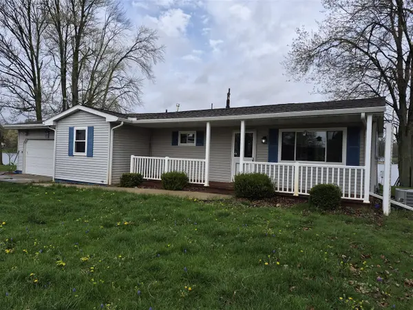 61400 N Main, Jones, MI 49061