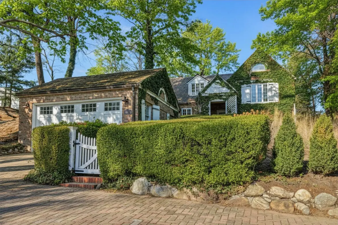 502 Marquette, New Buffalo, MI 49117 - #1