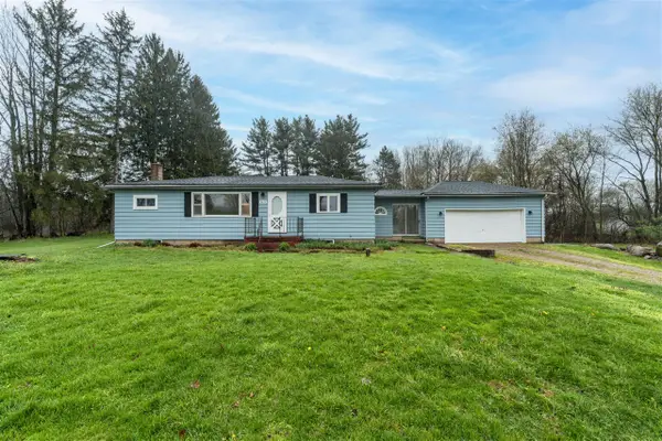 8875 Huff, Bellevue, MI 49021