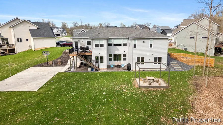 1835 Gloryfield, Byron Center, MI 49315 - #3