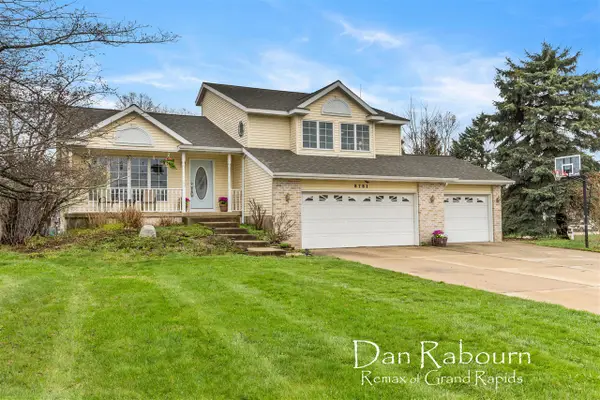 8781 Astro, Jenison, MI 49428