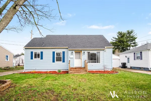 2329 Golden, Wyoming, MI 49519