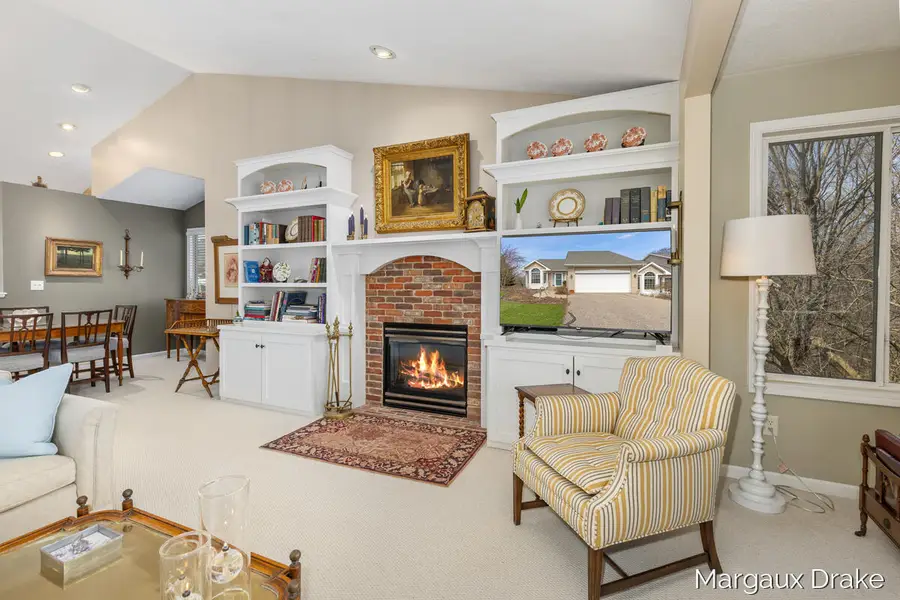 1946 Dunlin, Grand Rapids, MI 49505 - #2