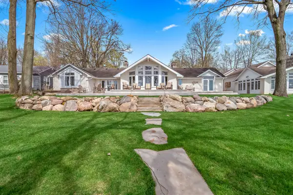 14152 Iyopawa Island, Coldwater, MI 49036