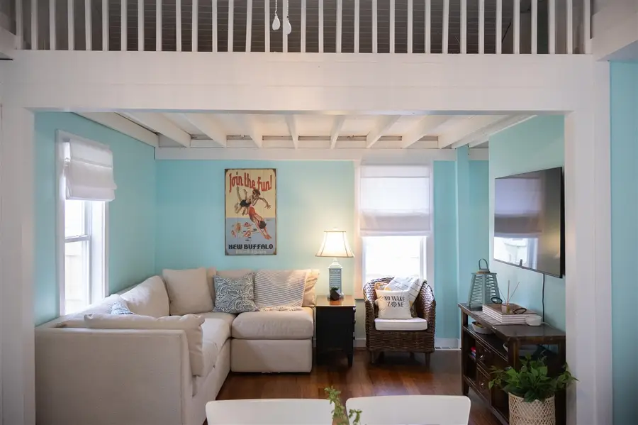 106 S Townsend, New Buffalo, MI 49117 - #2